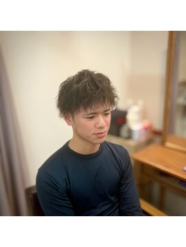 シェアサロン 博多 初めてのメンズパーマ