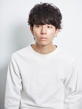 ハニーシブヤ(HONEY shibuya) ソフトウェービーマッシュパーマ/刈り上げなし黒髪