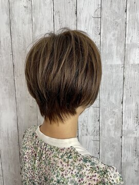 ビューティドレッセヤマノ 池袋パルコ(Beauty Dresse YAMANO) 【ショート】【ハイライト】20代30代 シルキーベージュカラー