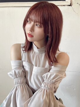 アドール(ADOR) 切りっぱなしミディアム【ADOR 渡仲柊人】