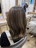 アルターリール(aL ter Rire)&nbsp;黒髪/ボブルフ/ネビージュ/小顔/ワンレン/杉田花乃