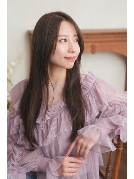 ミリア(MILIA) 大人可愛い30代40代50代小顔髪質改善ケラスターゼストレート