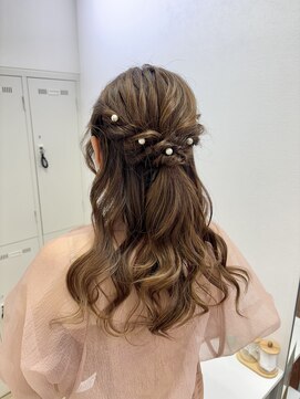 アッシュ 下北沢店(Ash) ハーフアップアレンジ