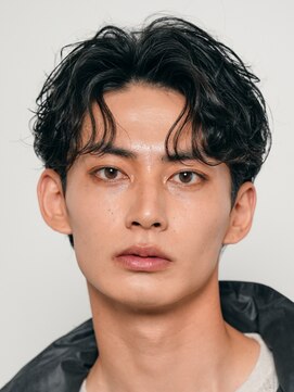 テン 心斎橋(tenn.) 心斎橋フェザーパーマフェザーショートセンターパート20代緩め