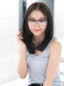 エミュ 表参道 青山(emu) オリーブグレージュとインナーバングの抜け感丸みレイヤー