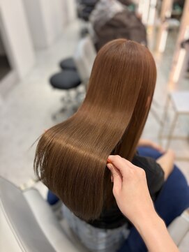 ジーナエス 札幌(Zina S) hazel beige
