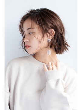 テラスコード(TERRACE CODE) 小顔カットオリーブカラーくすみカラー切りっぱなし20代30代40代