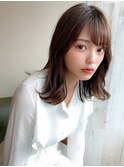 大人かわいいひし形シルエット ショコラグレージュ 外ハネ 小顔