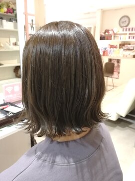 ワークスヘアー(WORKS HAIR) ミニボブ