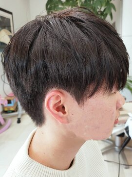 グラムゼロ メンズのツーブロック風スタイル