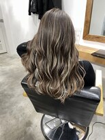 ローレル(Laurel)&nbsp;Laurel○心斎橋○岩原基典○ハイライト○ベージュ