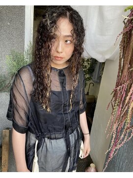 キュエ(qiie) qiie/セクションカラー/グラデーションカラー/ペールベージュ