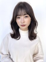 アフロートリノ(AFLOAT Leino)&nbsp;扱いやすいミディアム　レイヤーカット顔まわり　似合わせカット