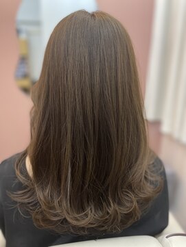 シーヤ(Cya) 髪質改善/ダメージレス/イルミナカラー/オーキッド