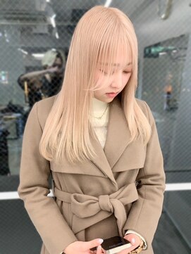 ランテルディ 渋谷(LANTERDIT) 顔周りカット　ハイトーンカラー　ミルクティー　ストレート