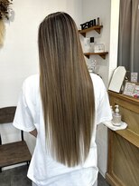 リベストバイジェービー 稲毛(li best. byjb)&nbsp;デザインカラー/レイヤーカット/ウェットヘア/オリーブベージュ