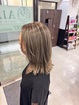 アイズ 本厚木(AIZU) レイヤースタイル