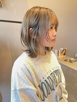 ニール(niil)&nbsp;【REINA】伸ばしかけミディアムレイヤー