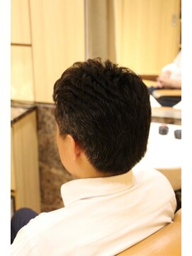 ヘアーモードキクチ 日本橋三越前店 ビジネスアイロンパーマ