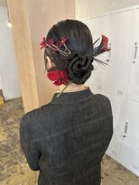 ユッカ 梅田(YUCCA)&nbsp;【 YUCCA 】大人可愛い20代30代40代ロング/カチモリ