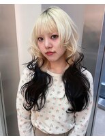 アクシス 栄ガスビル店(`AXIS) 【 HIYORI 】" ブロンド × ブラック　ルーツカラー "