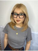 ミディアムレイヤー×ブランドヘア