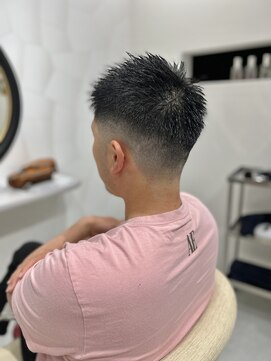 ラプアスヘアデザイン(Lapua's hair design) フェードカット