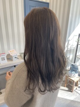 リル バイ フレイムス 川口(Lilou by Frames) アッシュグレージュ