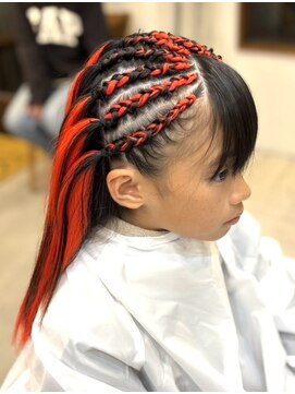 ヘアーサロン ポラリス(POLARIS) コーンロウハーフ(エクステ入り)