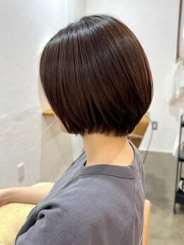 【本格★髪質改善サロン】髪のダメージを抑えたこだわりの薬剤、技術でナチュラルな仕上がりに導きます♪