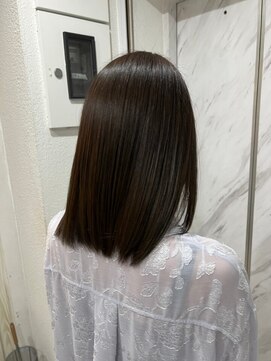 ロウ 町田(ROW) 働く大人女性の為のカット×カラー【ROW町田】