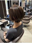 ショートボブ