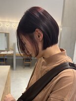 コモドルポ(comodo rupo)&nbsp;ワインレッド×ショートボブ