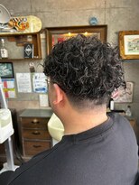 アールズ ヘア(R's hair)&nbsp;MEN’S HAIR/サーフカール/刈り上げセンターパート/印西
