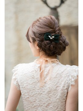 ヘアアンドメイク サファイア(Hair and Make SAPPHIRE) ☆太めの編み込みでファンシー感アップです☆