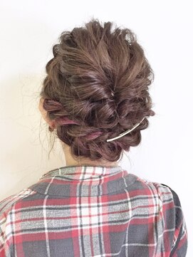 アーツヘアー JR上熊本駅店(ARTS@HAIR) ∇ねじり×くるりんぱ♪よそ行きアレンジ