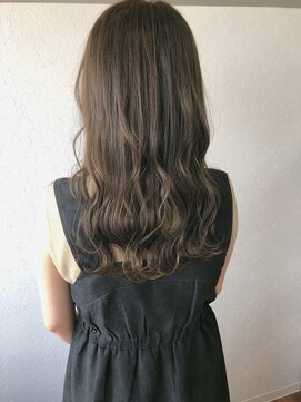 ナンバーツーヘブン(Number 2 heaven) Natural　Highlight　　/  Olive　 Greige