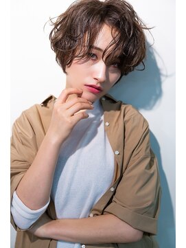 イグレックビス(igrek bis) 前髪長め マニッシュショート IGREKBIS渋谷