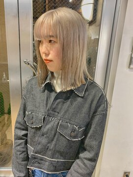 アルカナ 明治神宮前原宿(ARCANA) ホワイトカラー ホワイトブロンド ミルクティーベージュ ボブ