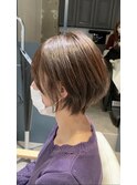 大人女子 くびれマッシュショート