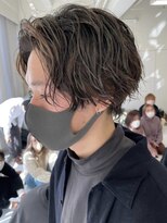 ウェイビーエフティフィフス 横浜西口(WAVEY ft.fifth)&nbsp;波巻きパーマツイストパーマツイストスパイラルパーマ刈り上げ