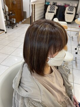 エル(ELLE) 艶髪ハイライト