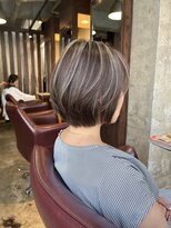 キー(kｅｙ)&nbsp;ハイライトカラー(ご新規様は不可、2回目からハイライト可能)