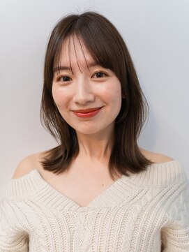 ガーデン 銀座(GARDEN) レイヤーカットのくびれミディアム　こなれミディ　前髪