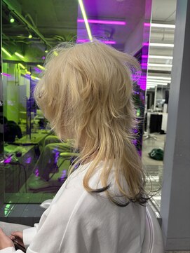 レコ 渋谷(LECO) ホワイトブロンド×エンドブラックのウルフ