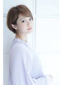 ショートボブ