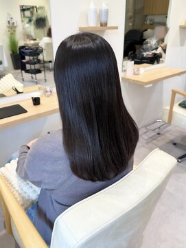 ブランシュ 南行徳店(BLANCHE) “髪質改善×ナチュラルストレート”艶とまとまりの美髪スタイル