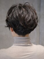 ピークアブー 原宿ハラカド(PEEK-A-BOO)&nbsp;ショートボブ襟足甘め刈り上げパーマ動き毛流れ乾かすだけ