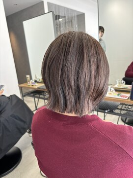 テラス トヨタ(Telasu Toyota) くびれレイヤーボブと細めハイライトにラベンダーアッシュ◎