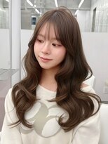 エヌアイ オモテサンドウ(ni omotesando)&nbsp;韓国ガーリーな内巻きくびれロング＊柔らかマロングレージュ